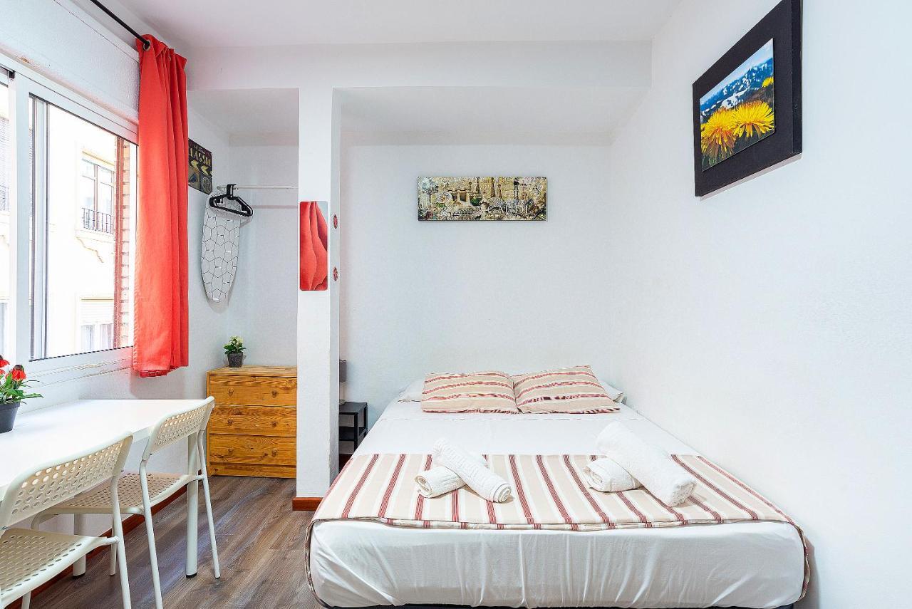 Rooms Young People Only, Soho Citycenter Málaga Eksteriør billede
